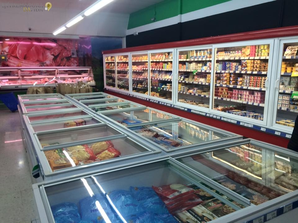 Cash en Puebla de la Calzada (Badajoz), Supermercados Extremadura