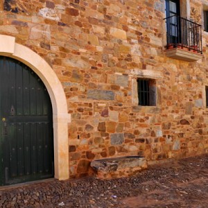 Distribuidor y Fabricante de Piedras Naturales en Extremadura - Extremeña de Piedras S.L