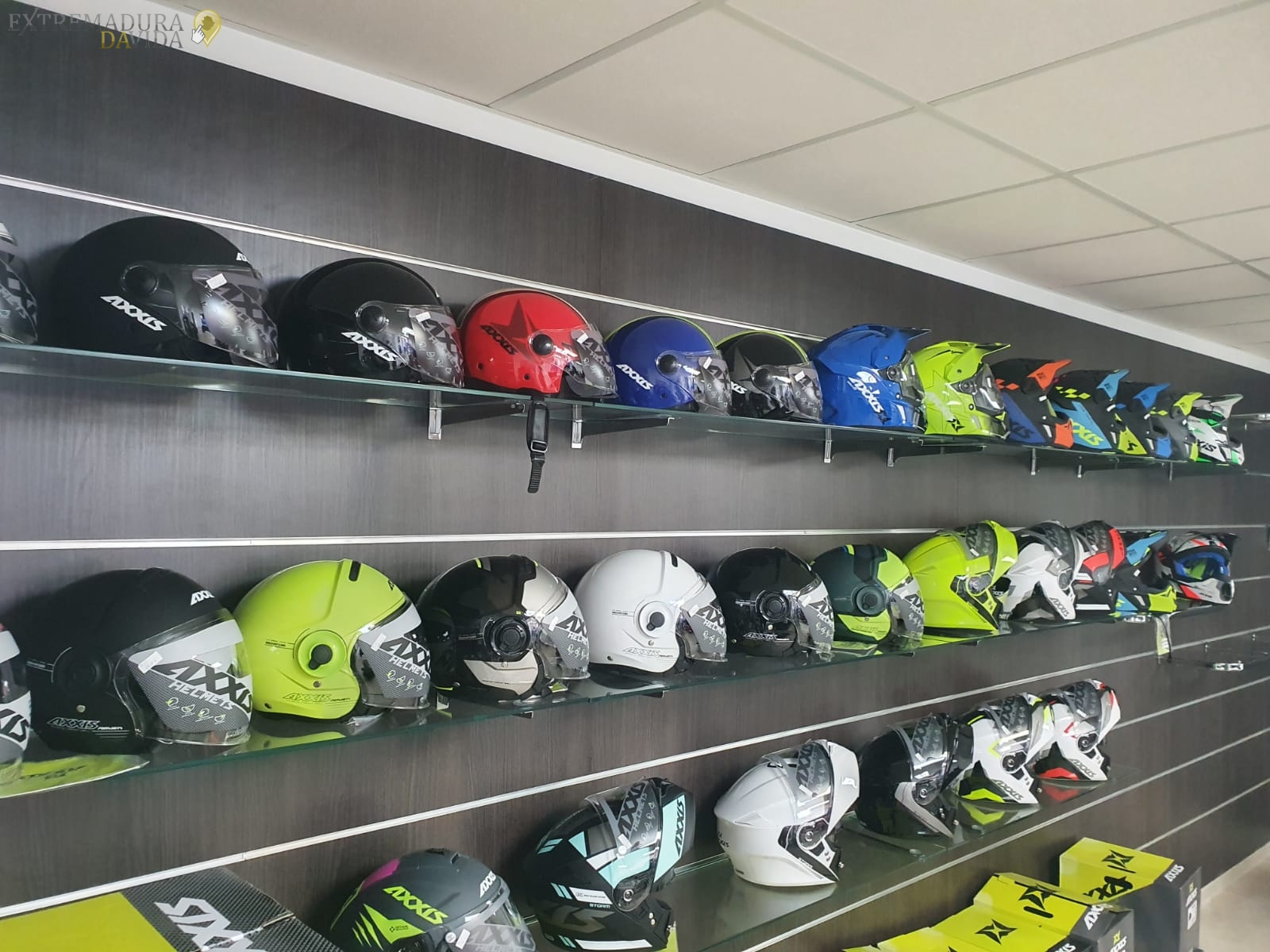 Comprar casco para moto en Cáceres Norbamotos