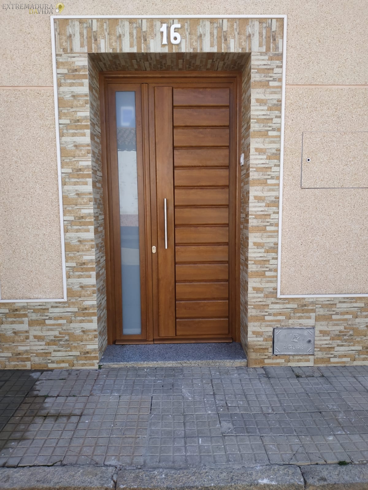 Puertas en Almendralejo Yuste Aceuchal 