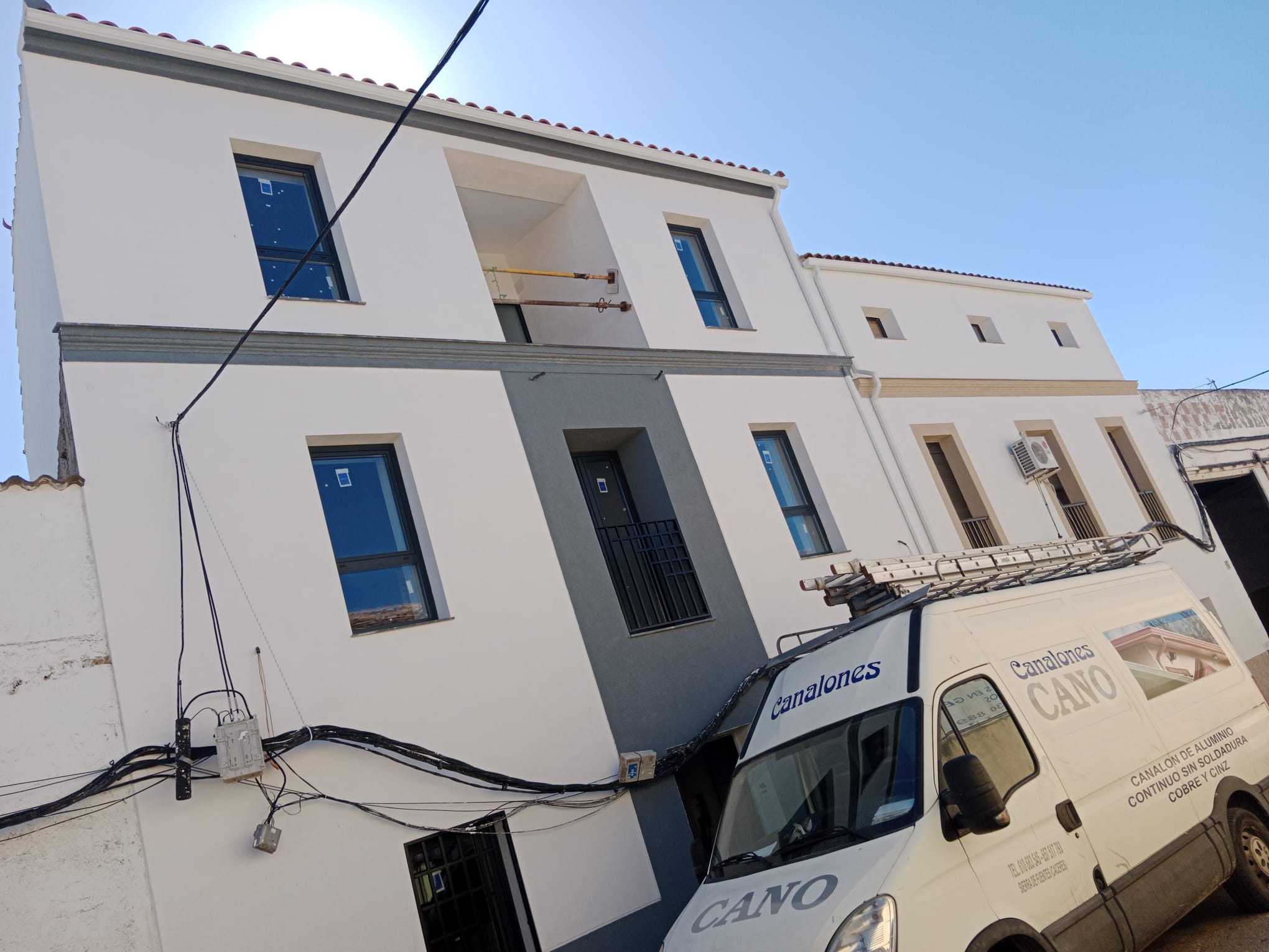 Instaladores de canalones en Extremadura Cano