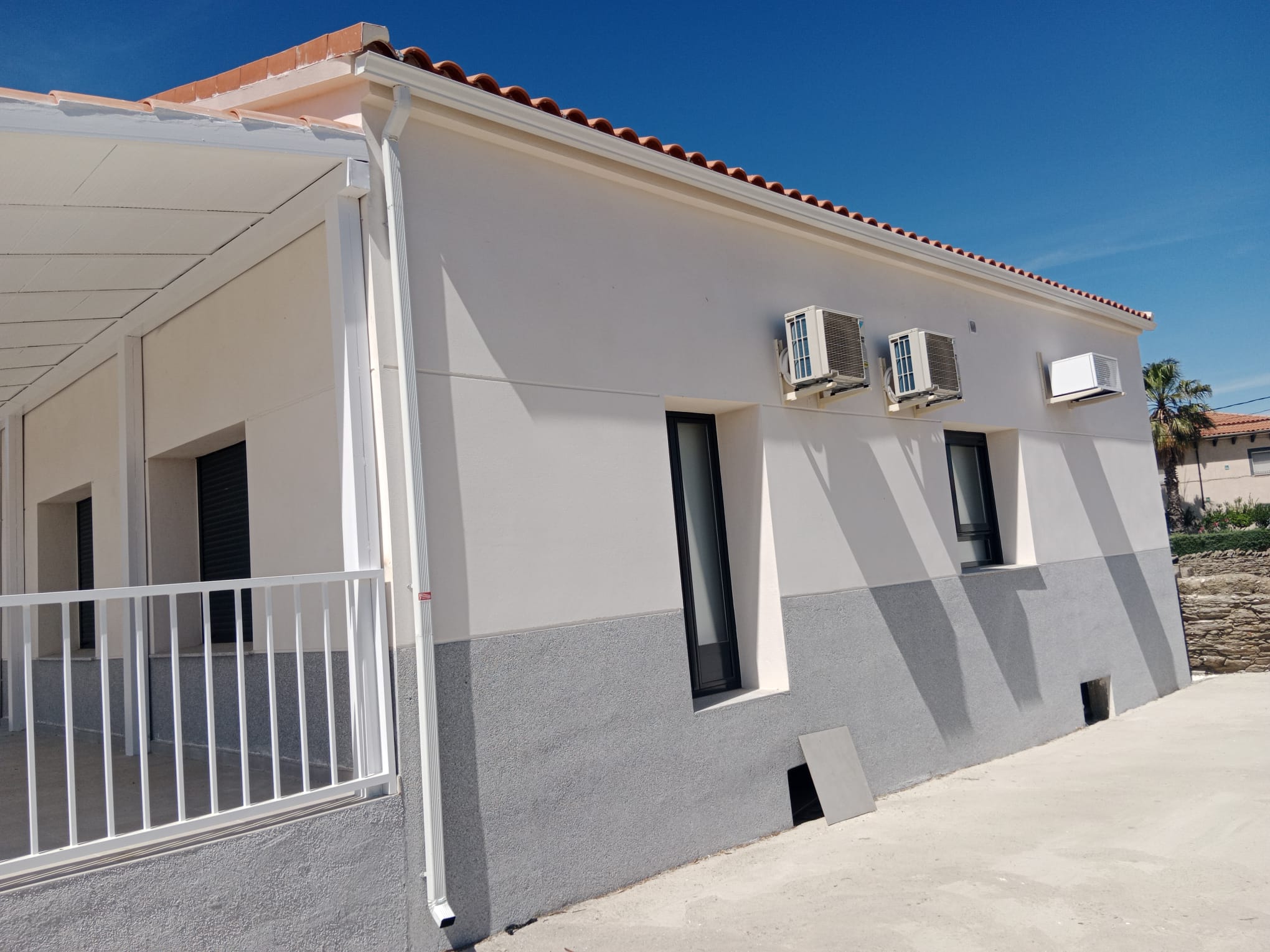 Instaladores de canalones en Extremadura Cano