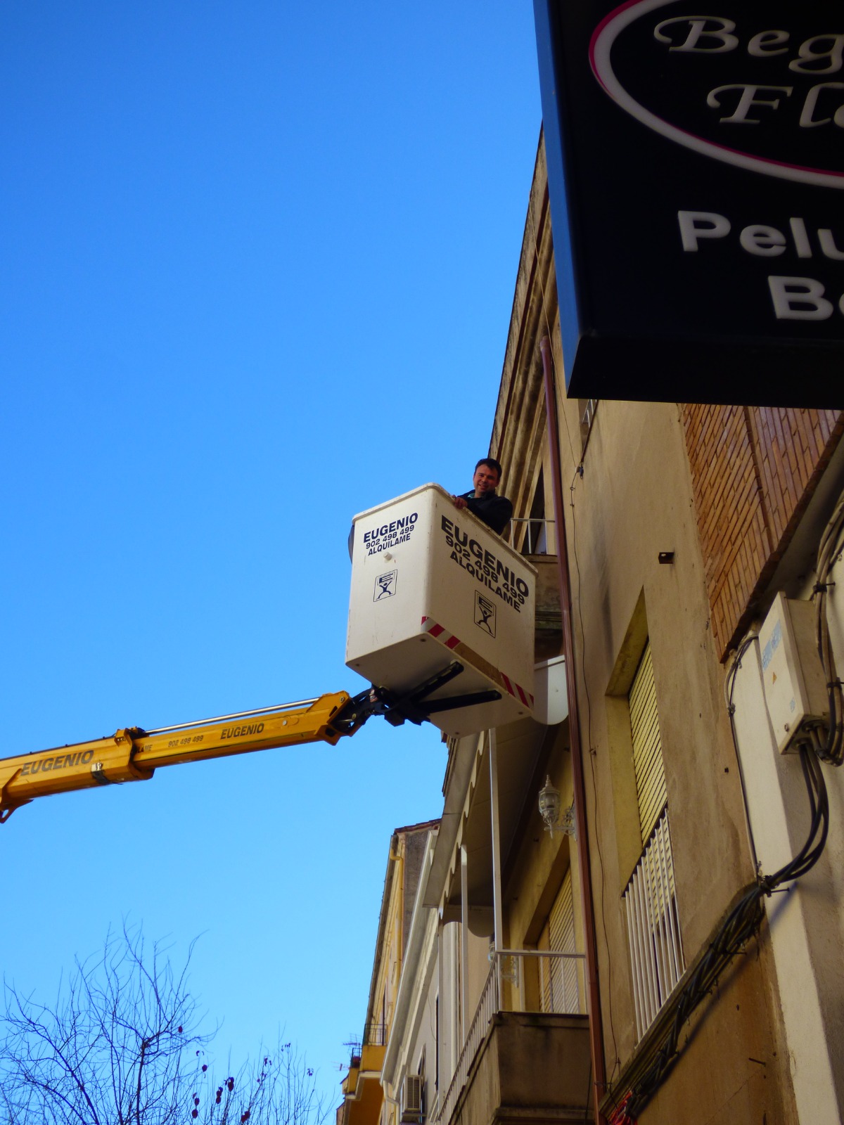 Instaladores de canalones en Extremadura Cano