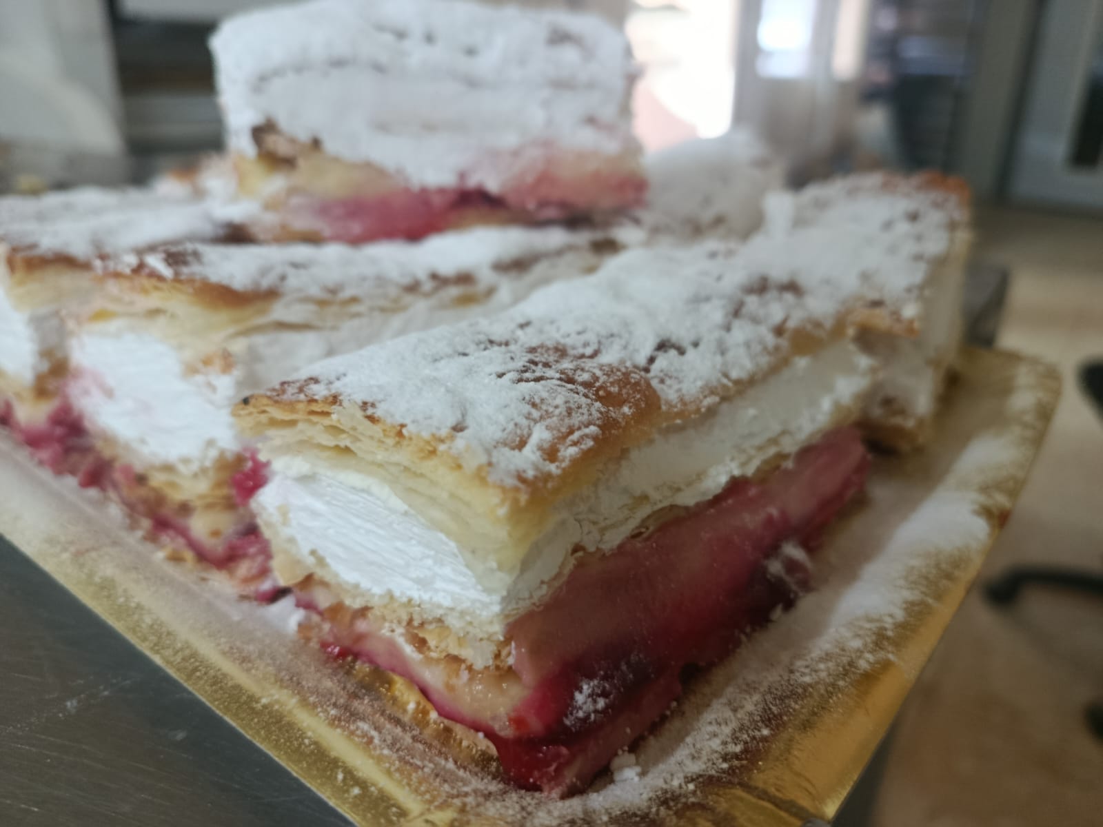 Comprar pasteles en Almoharin Miajadas Montanchez