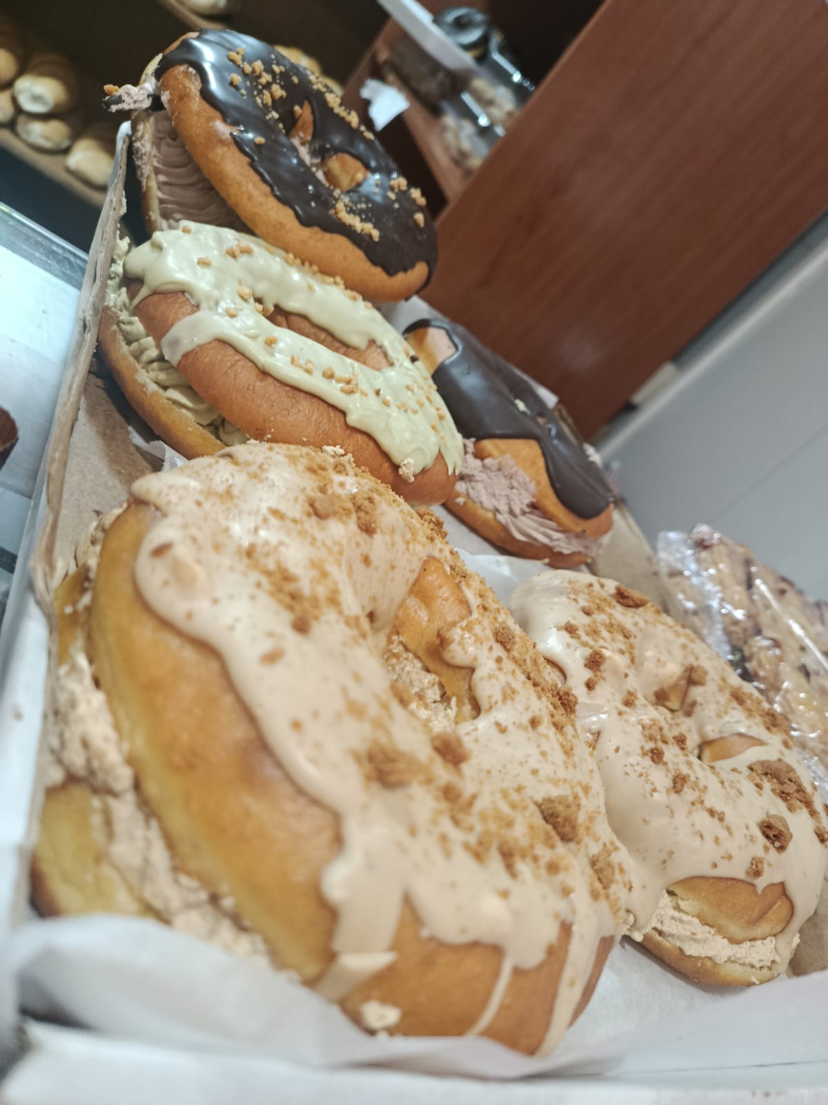 Comprar pasteles en Almoharin Miajadas Montanchez