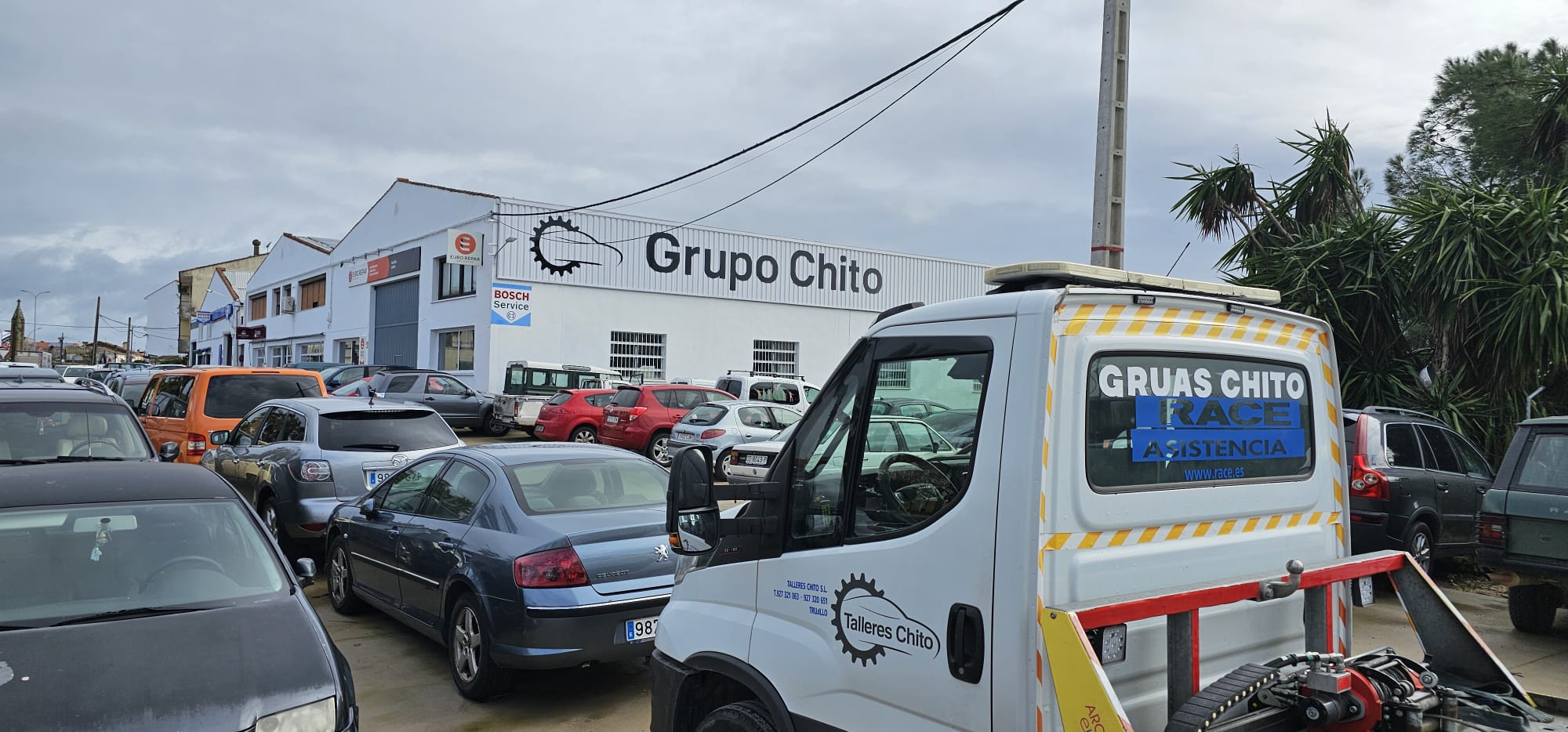 Talleres en Trujillo Grupo Chito Chapa y Pintura